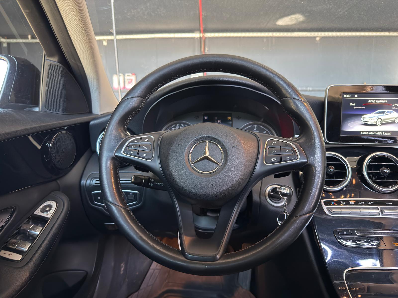 MERCEDES C 12